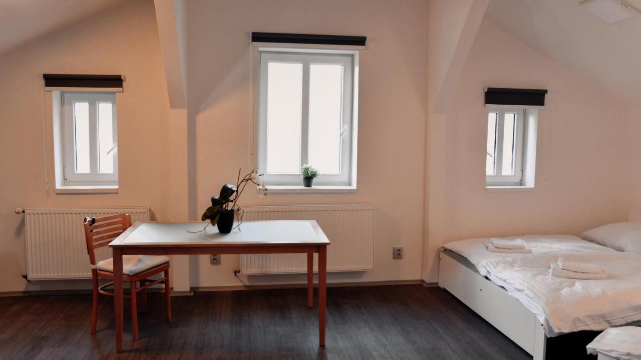 Apartmany Centrum Nový Bor Екстериор снимка